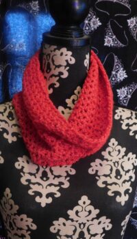 Red Sparkle Cowl